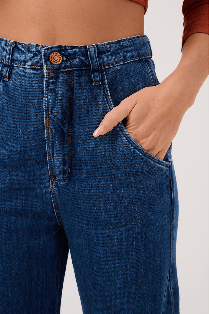 Calça Jeans Bainha Larga