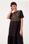 Vestido T-shirt Bordado