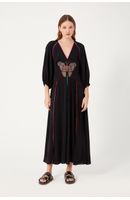 Vestido Crepe Midi Bordado Borboleta