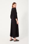Vestido Crepe Midi Bordado Borboleta