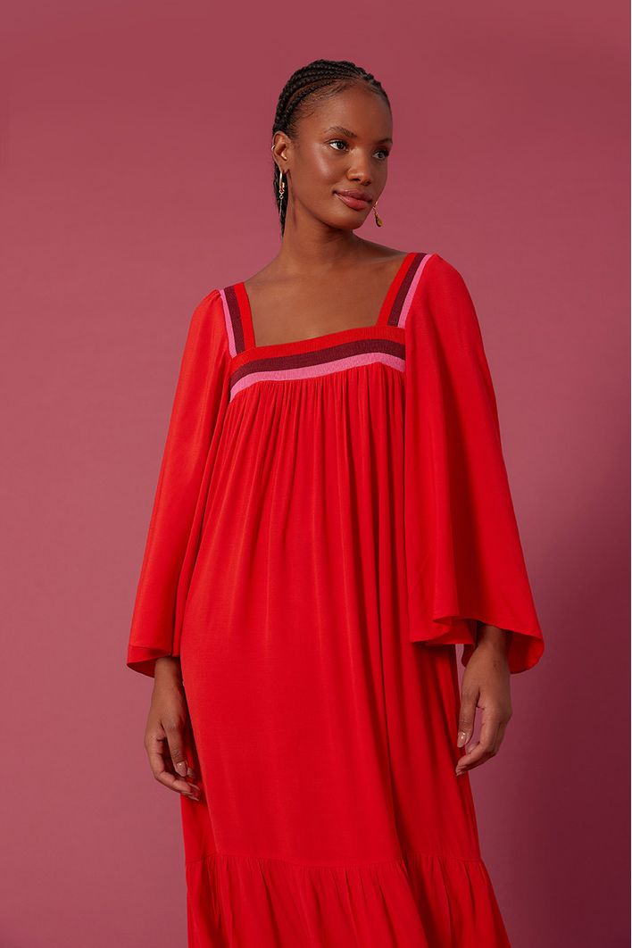 Vestido Crepe Longuete Com Retilinea