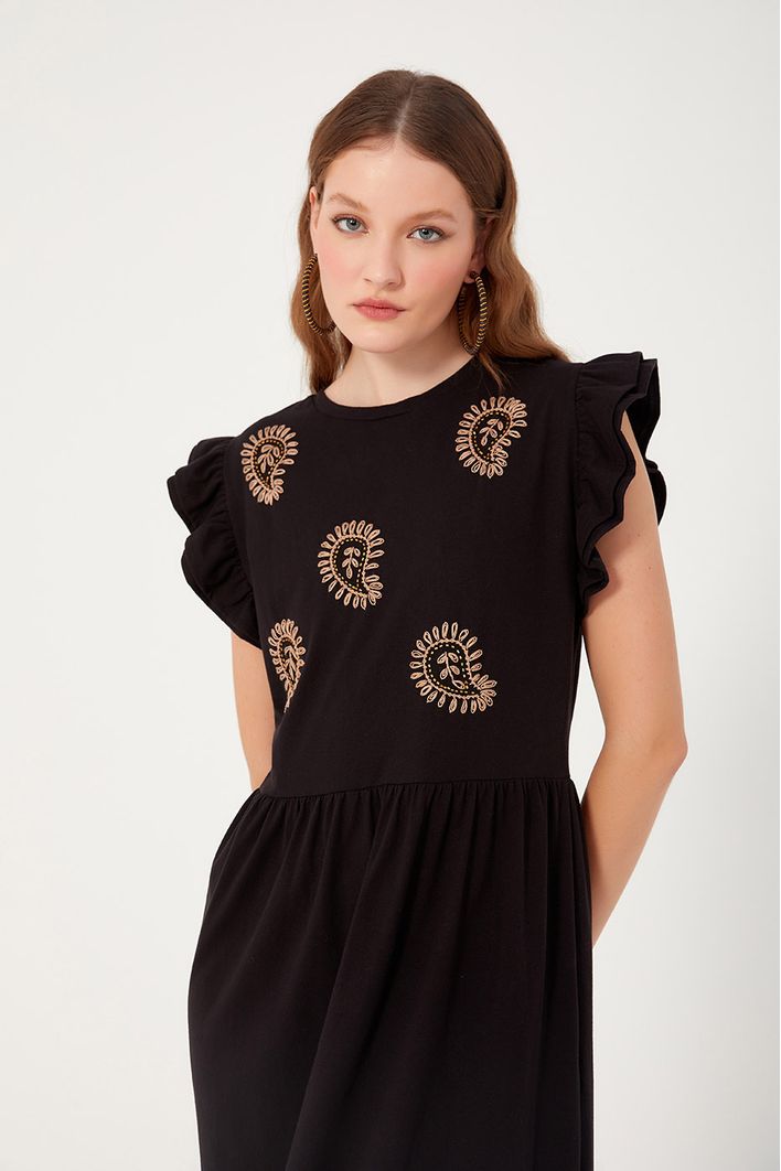 Vestido Pala Bordada