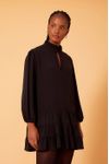 Vestido Crepe Curto Gola Alta