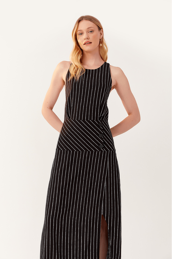 Vestido Risca de Giz Pala Com Botões