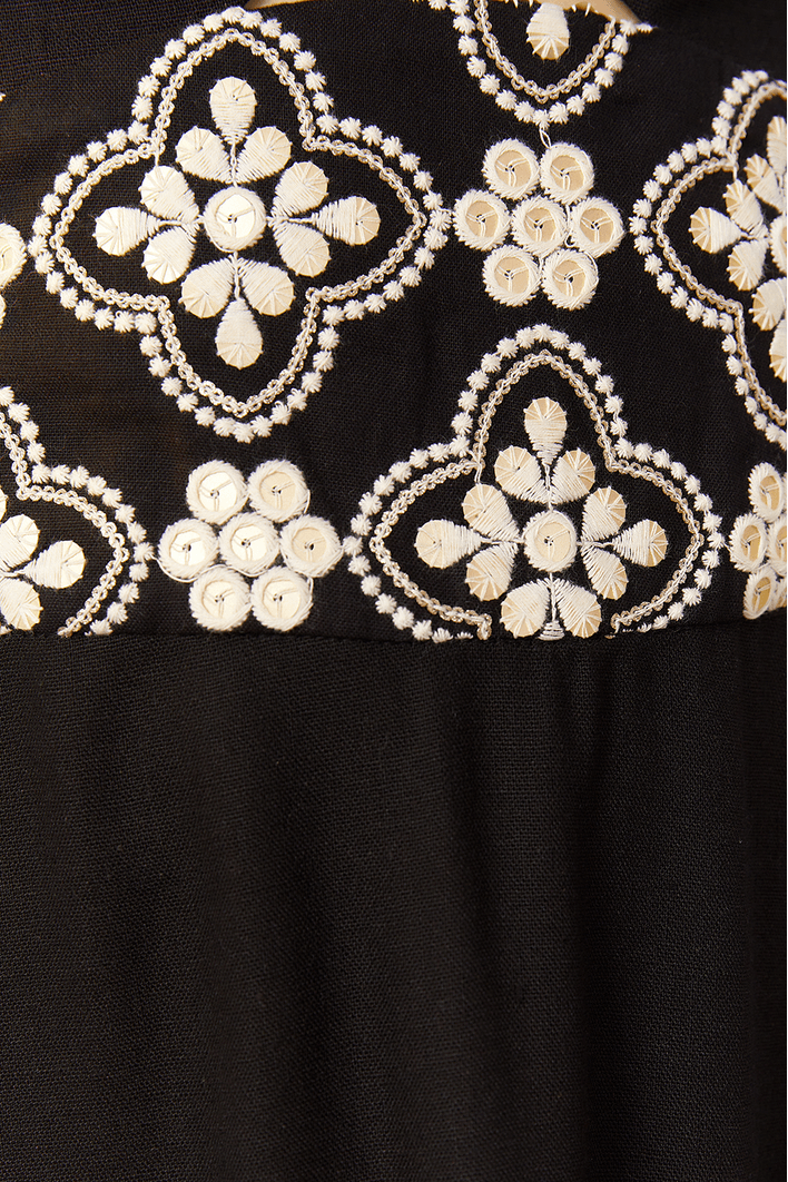 Vestido Cropped Linho Pala Tecido Bordad