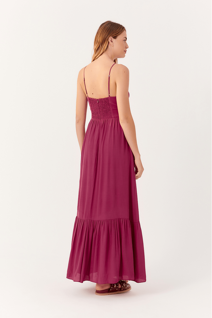 Vestido Longo Crepe Det. Metal Decote