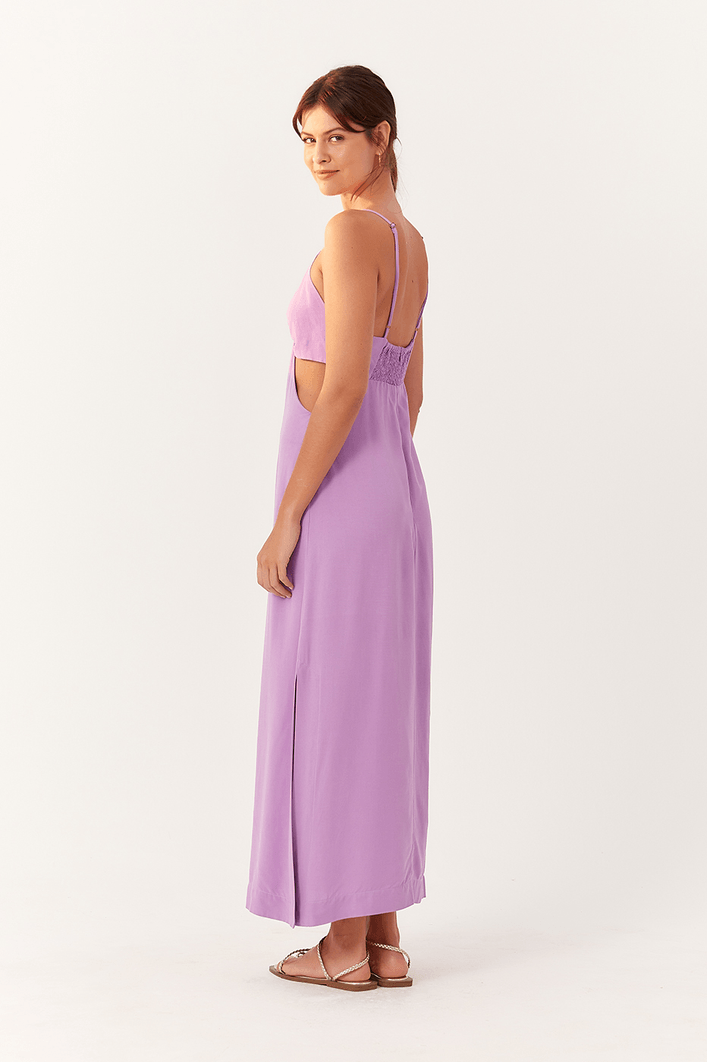 Vestido Longuete Decote Lateral