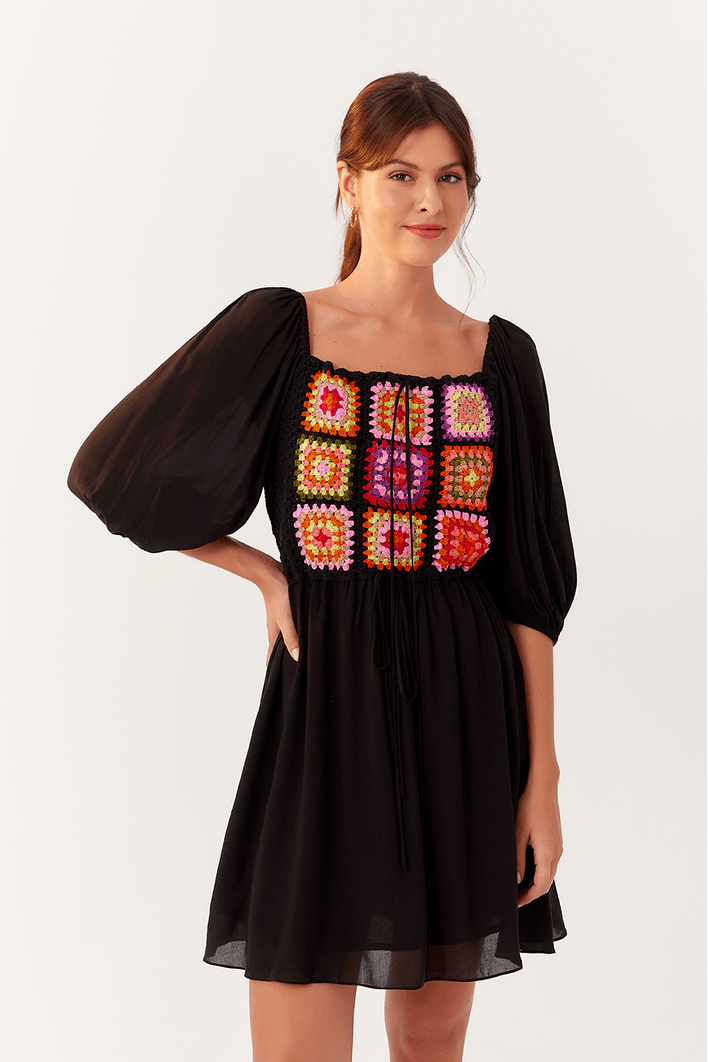 Vestido Detalhe Crochê