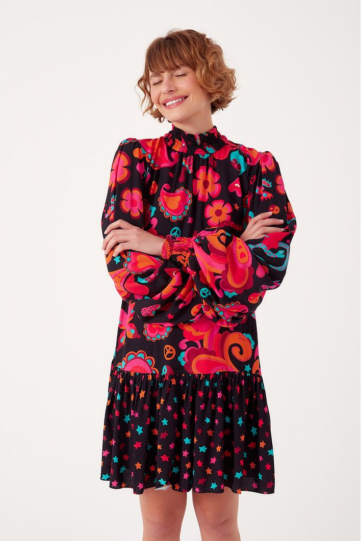 Vestido Curto Estampa Happy