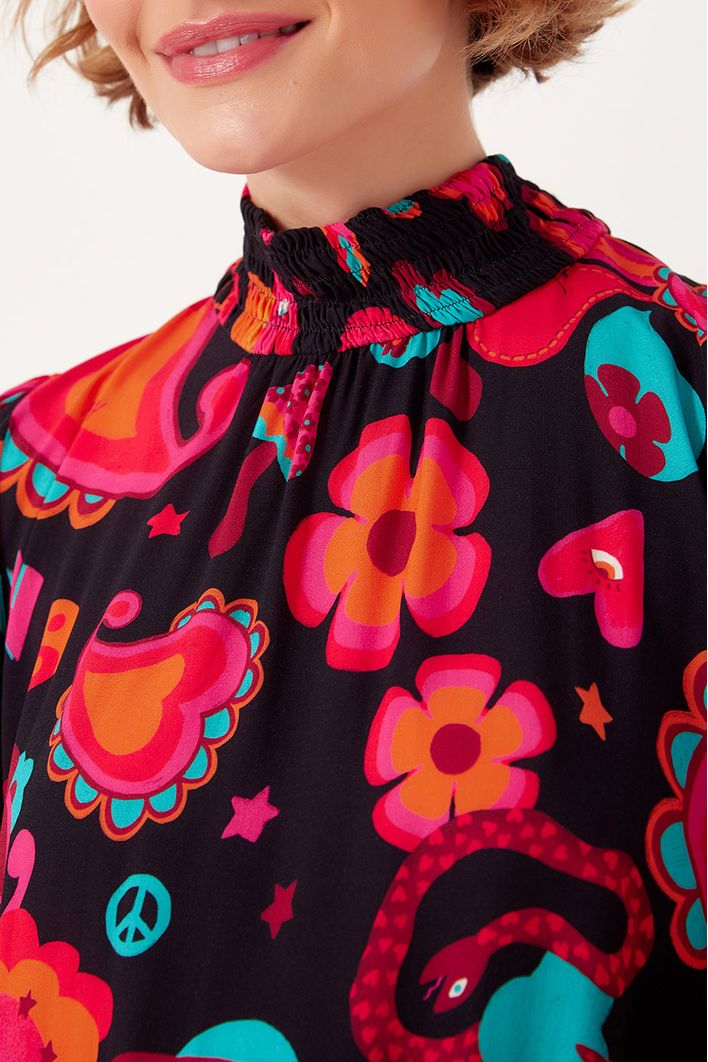 Vestido Curto Estampa Happy