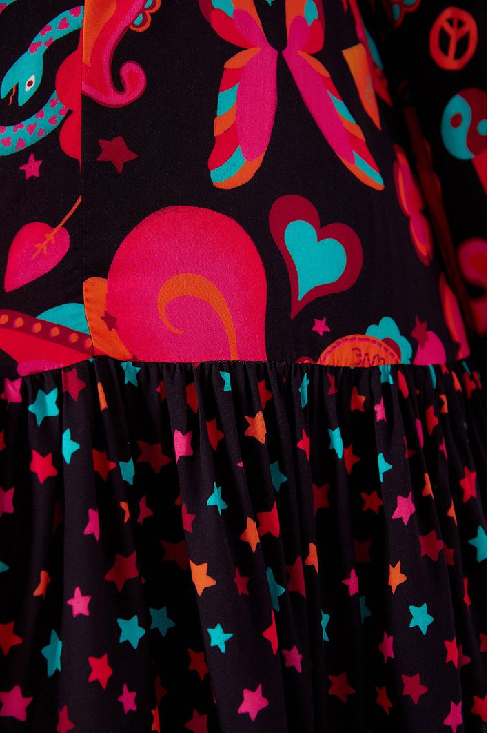 Vestido Curto Estampa Happy