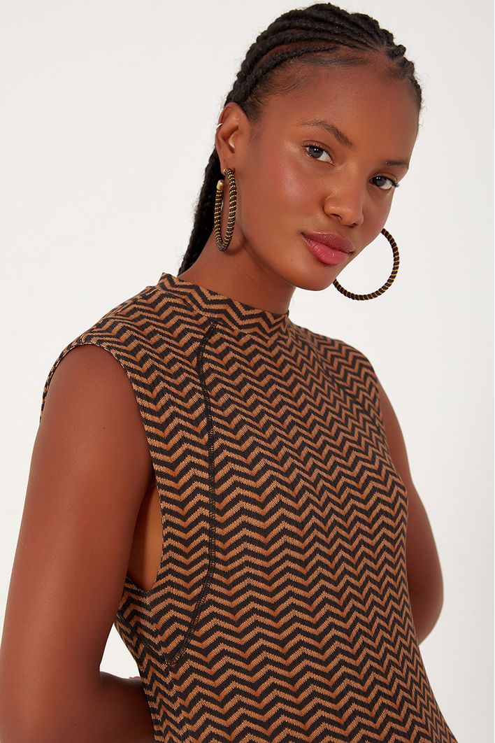 Vestido Estampa Zig Zag