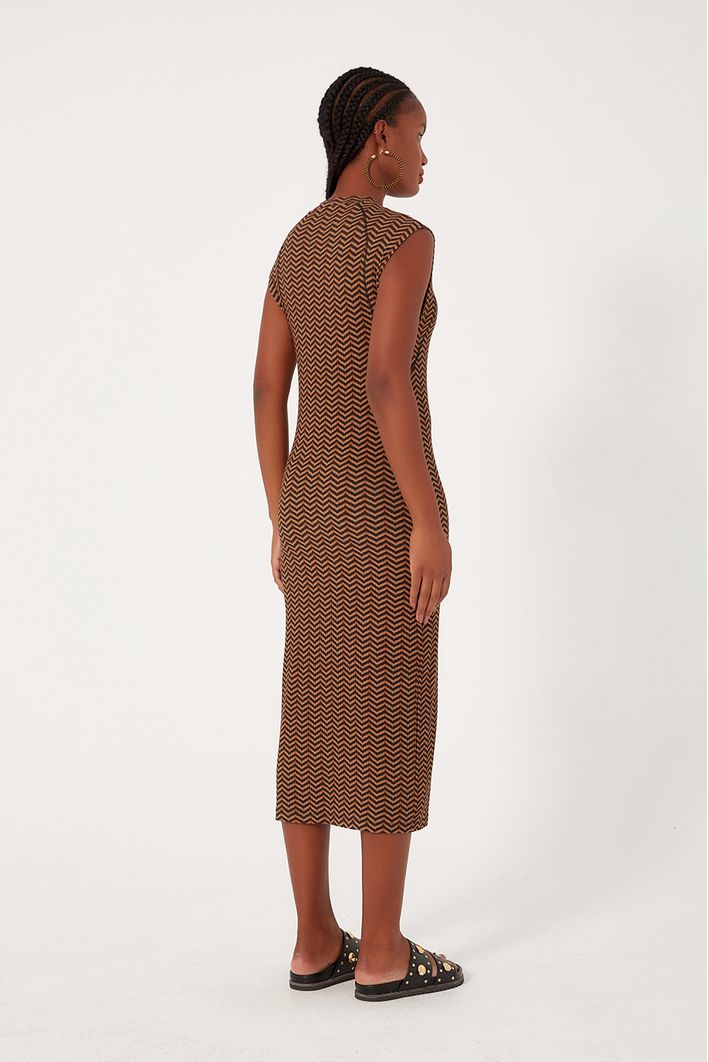 Vestido Estampa Zig Zag