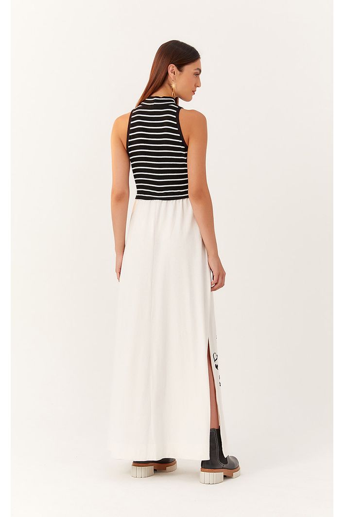 Vestido Bordado Estampa Listra