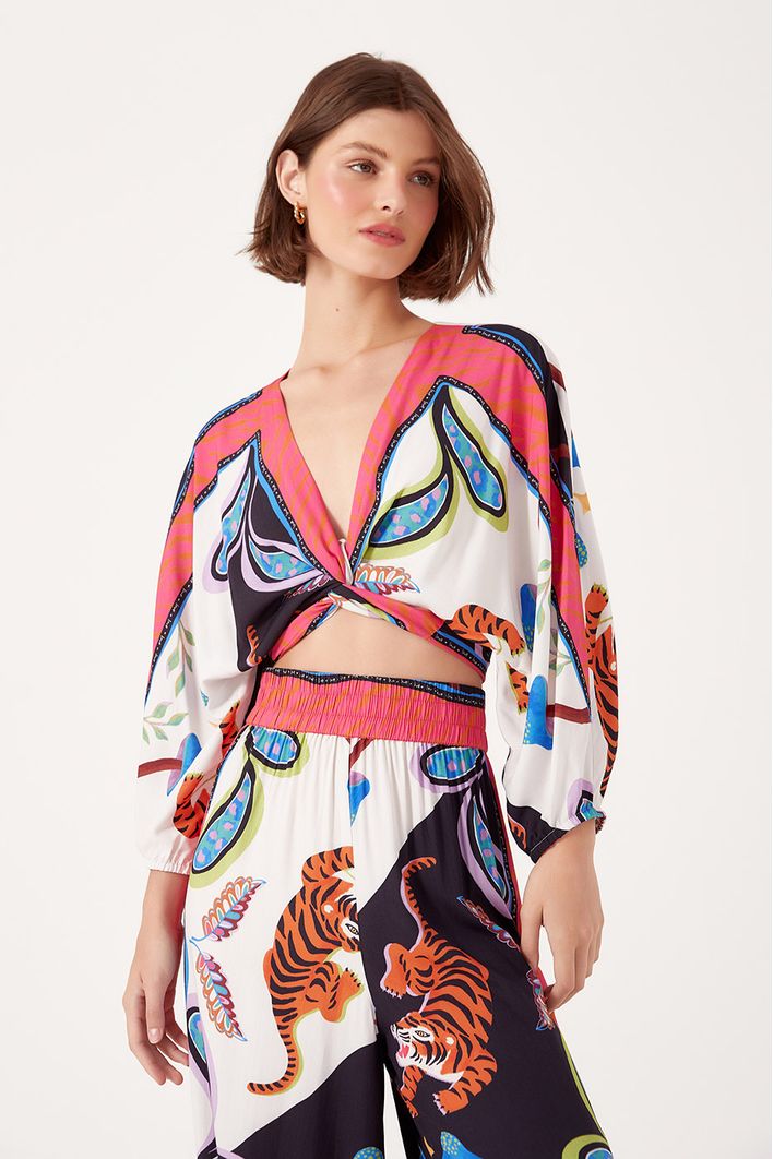 Blusa Estampa Lenço Tigre