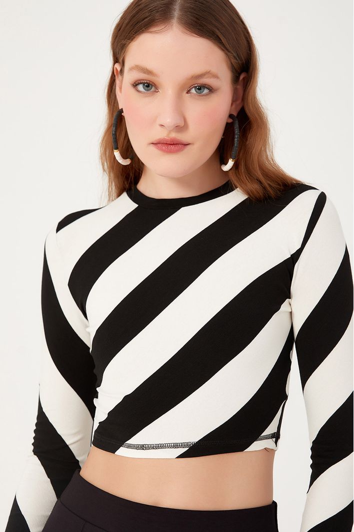 Blusa Cropped Estampa Listra