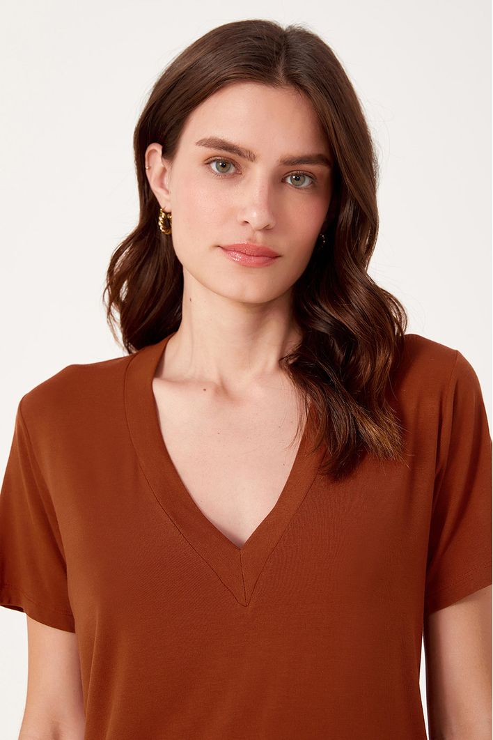 Blusa Básica Decote V