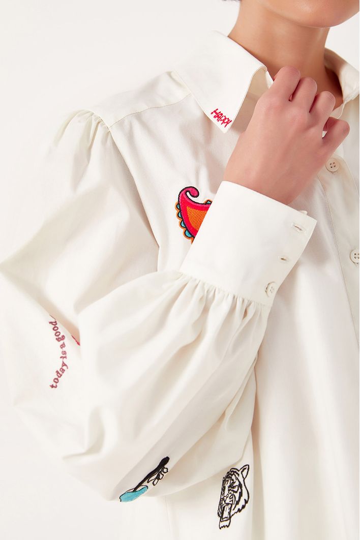 Camisa Manga Ampla Bordados