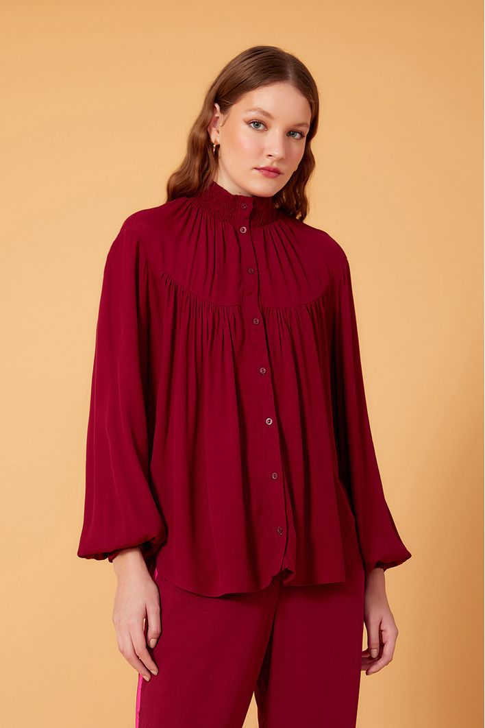 Camisa Crepe Gola Alta