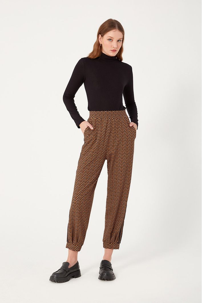 Blusa Gola Rolê Canelada