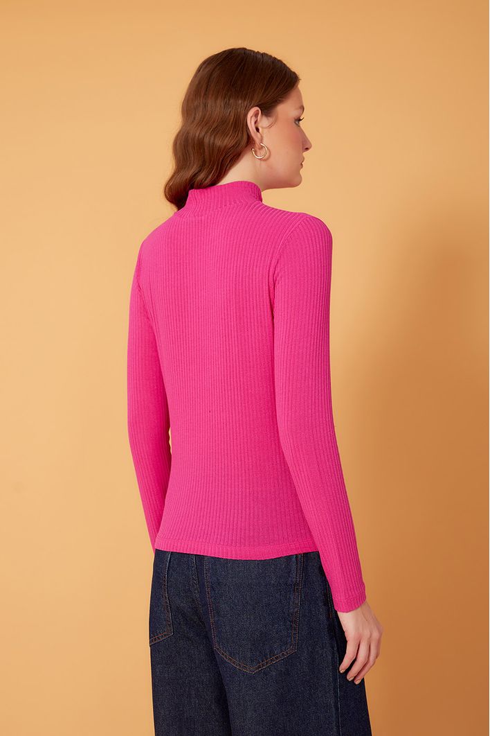 Blusa Gola Rolê Canelada