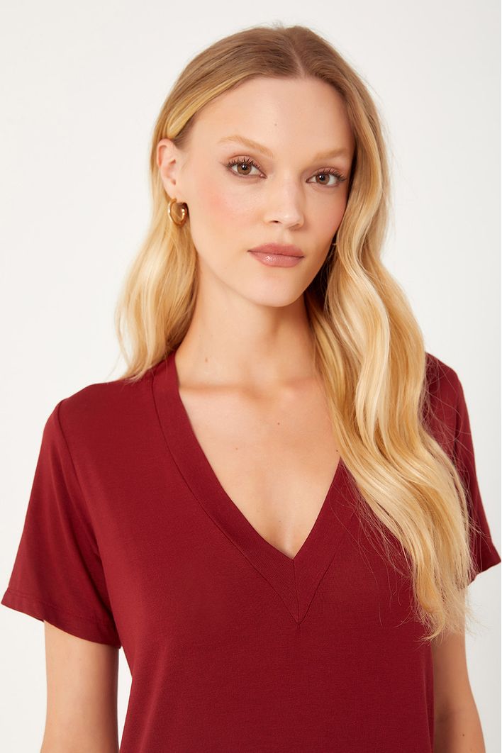 T-shirt Básica Malha Tricot