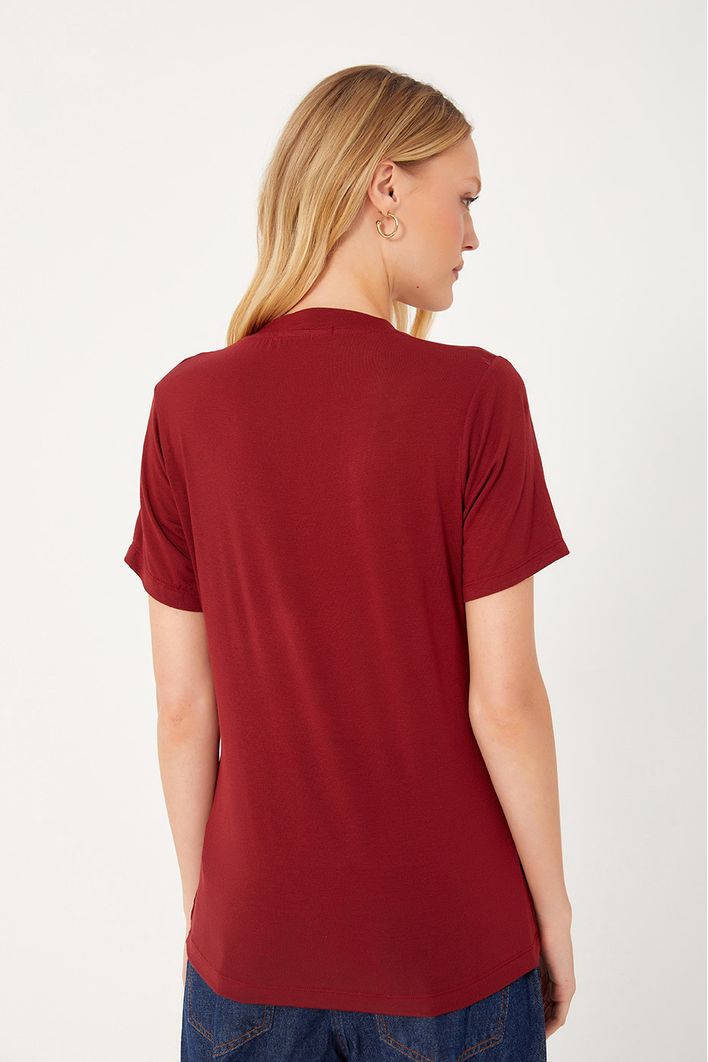 T-shirt Básica Malha Tricot