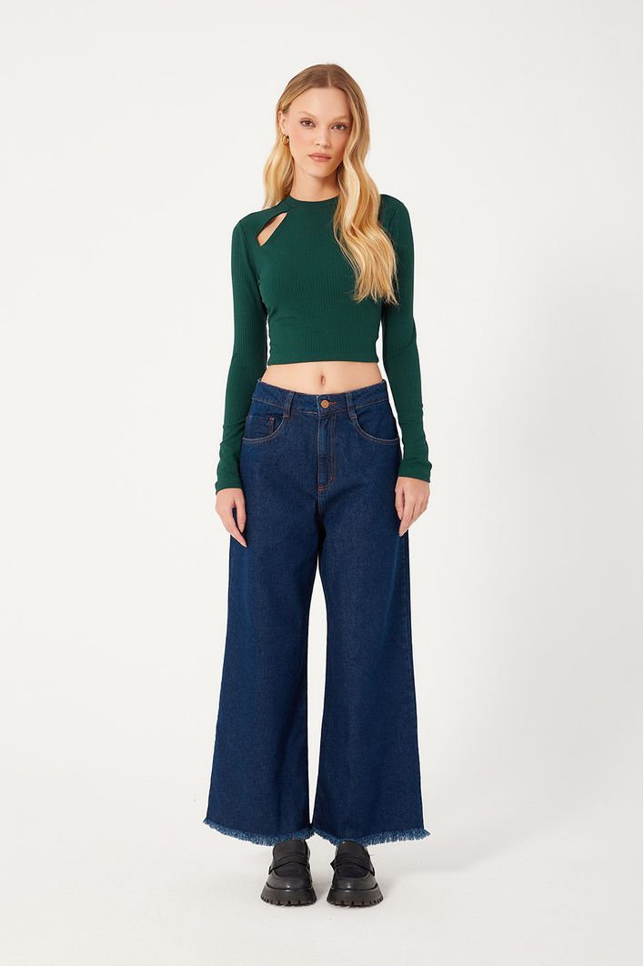 Blusa Cropped Ombro Vazado