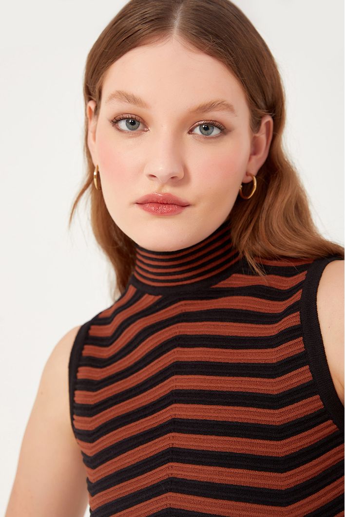 Blusa Tricot Bicolor