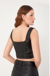 Blusa Recortes Leather