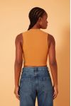 Top Cropped Canelada