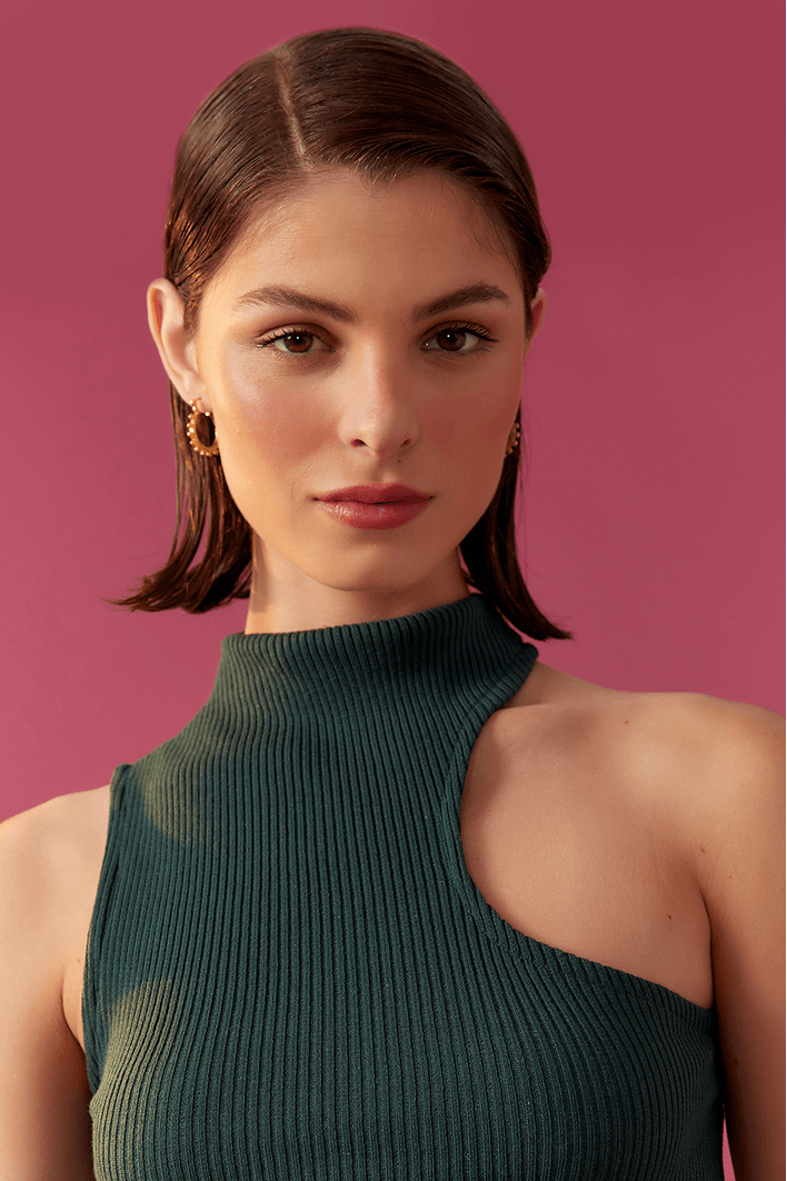 Blusa Cropped Tricot Ombro Vazado