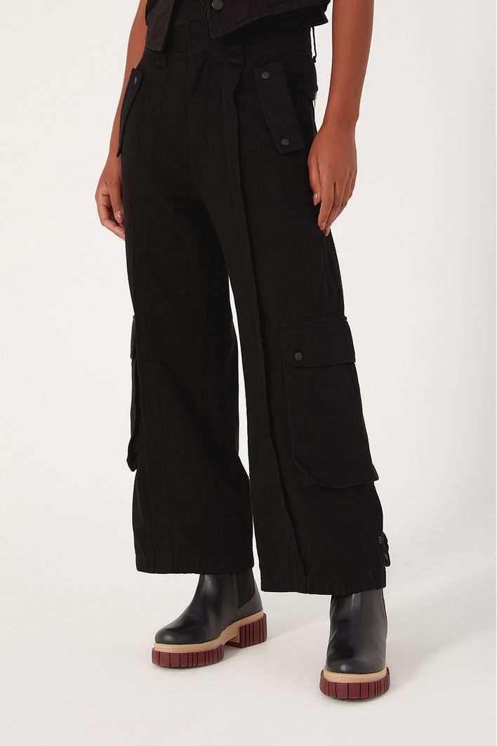 Calça Sarja Bolsos