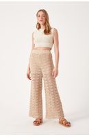 Calça Crochê Flare