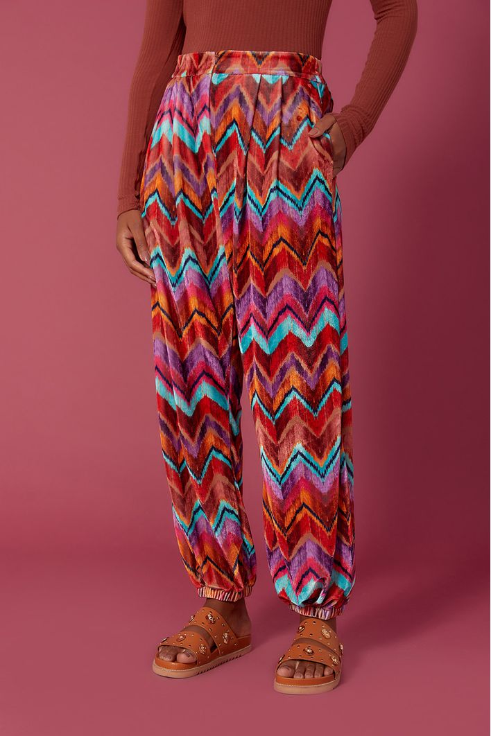Calça Veludo Estampa Ikat
