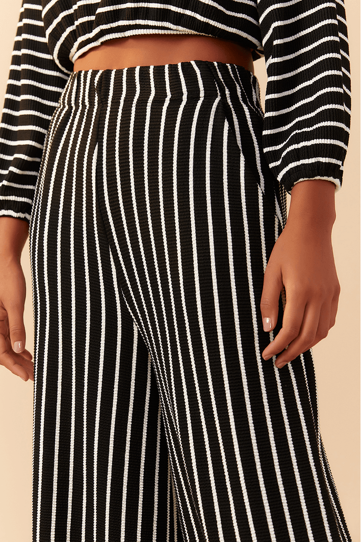 Calça Pantalona Estampa Listra
