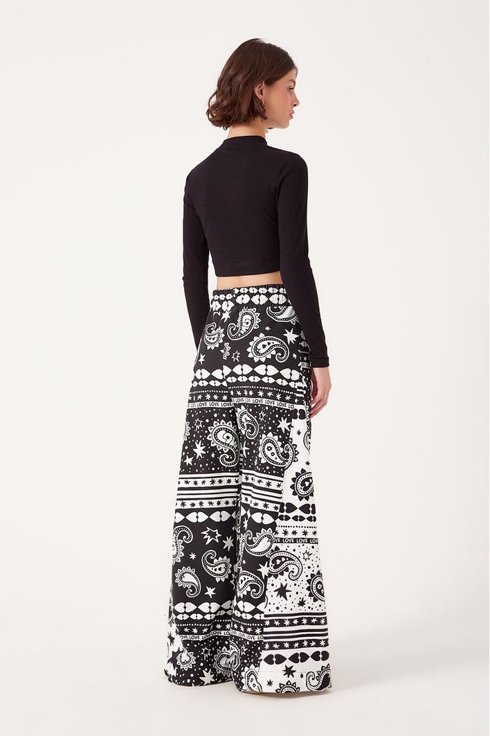 Calça Moletom Estampa Paisley Love