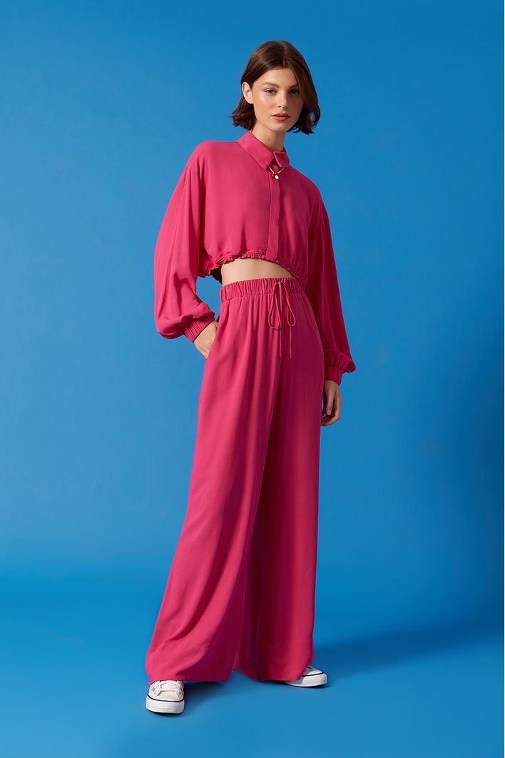 Calça Pantalona Bolsos Laterais