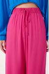 Calça Pantalona Bolsos Laterais