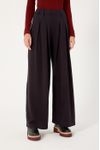 Calça Pantalona Pregas