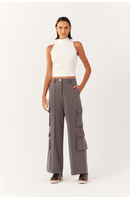 Calça Alfaiataria Bolsos