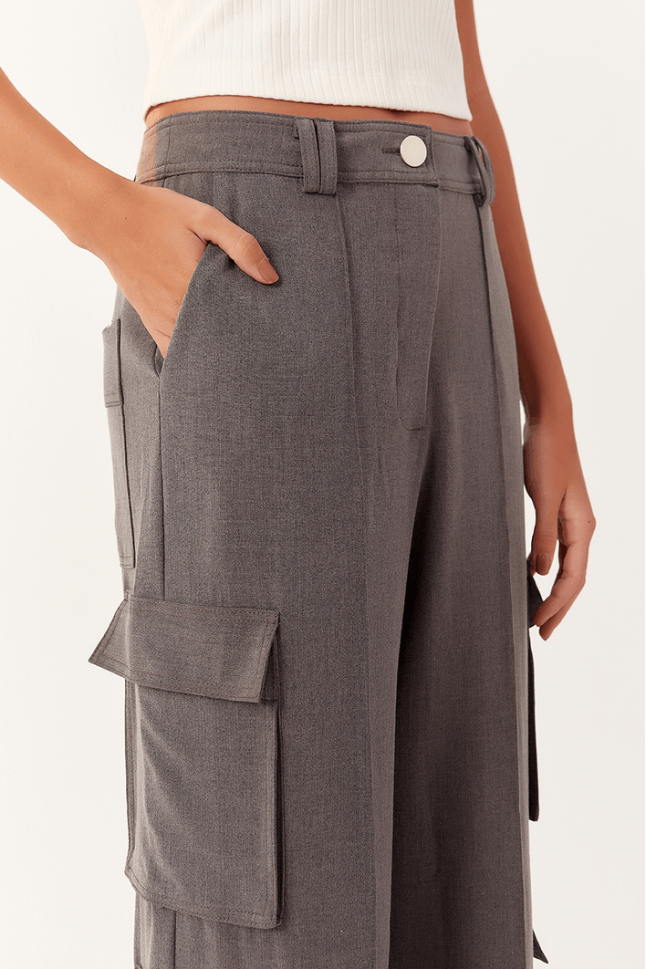 Calça Alfaiataria Bolsos