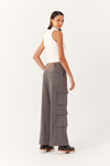 Calça Alfaiataria Bolsos