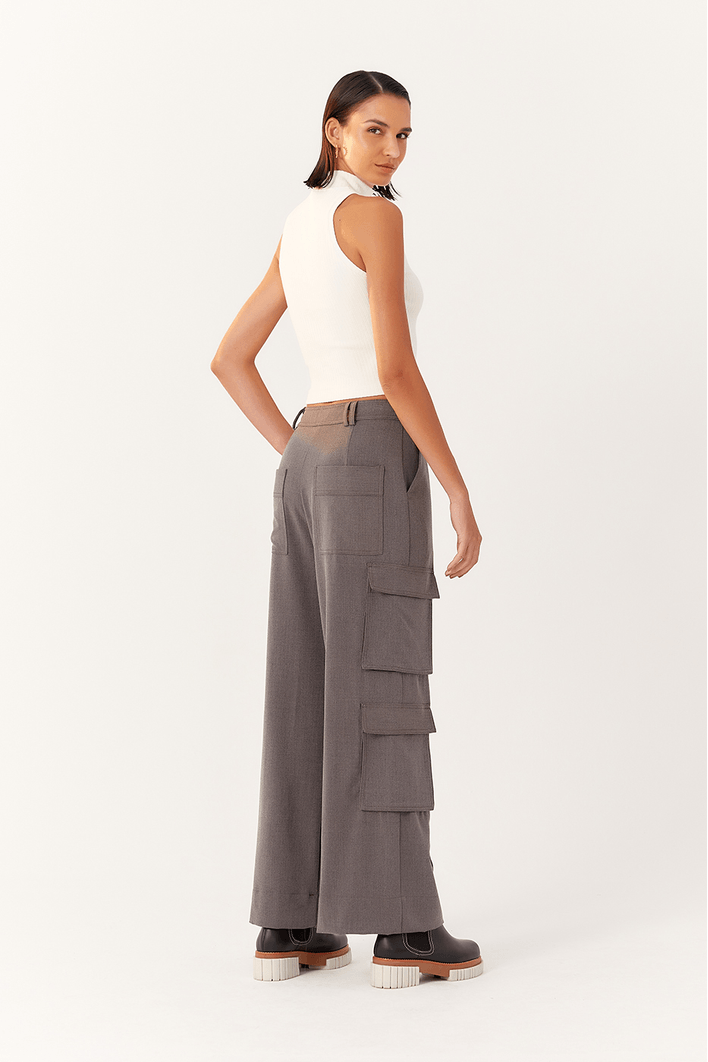 Calça Alfaiataria Bolsos