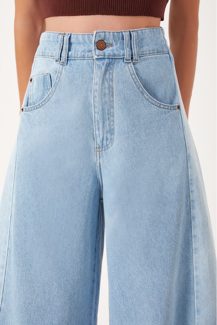 Calça Jeans Flare Recorte
