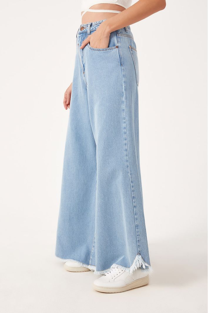 Calça Jeans Cropped