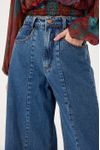Calça Jeans Cropped Recortes