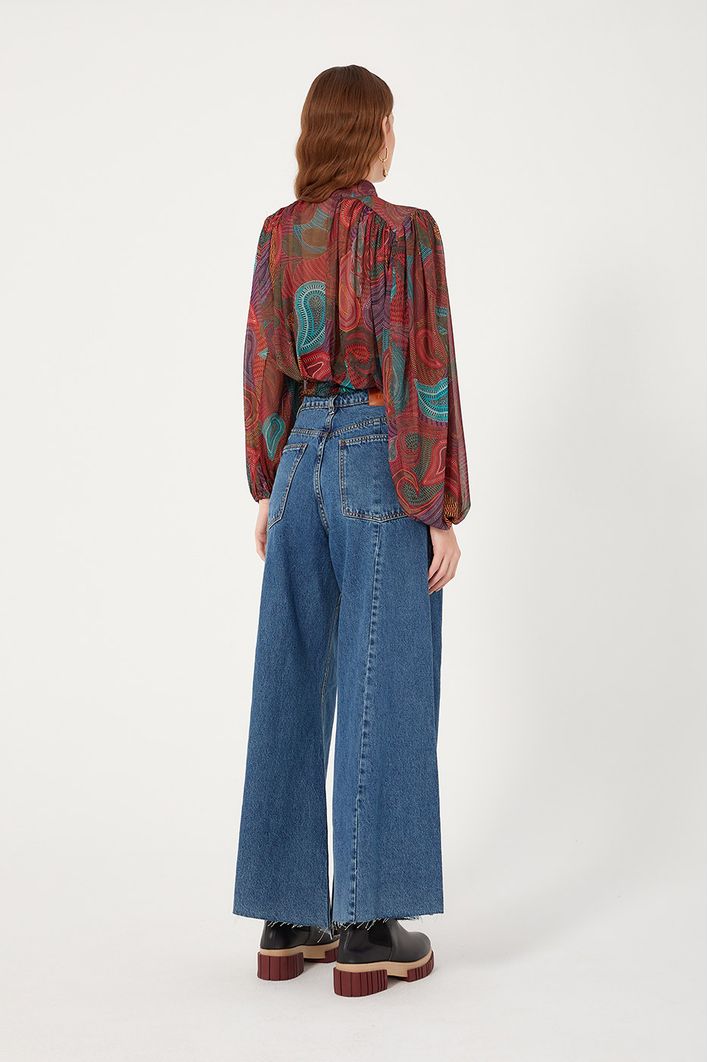 Calça Jeans Cropped Recortes
