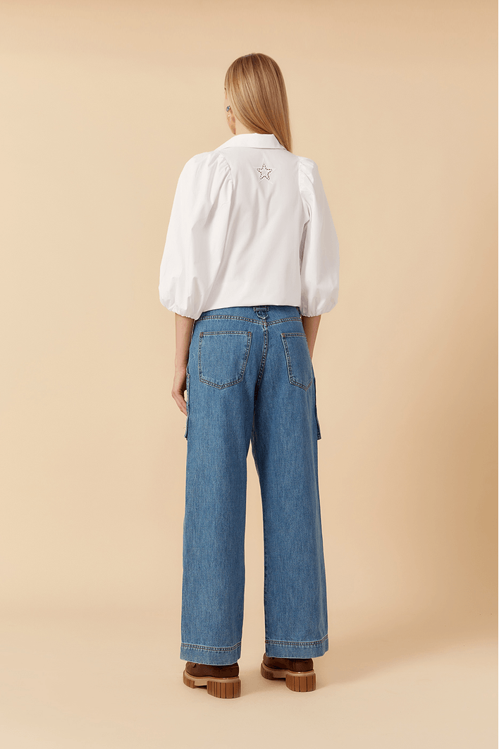 Calça Jeans Detalhe Recortes