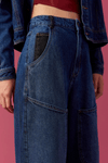 Calça Jeans Detalhe Dark